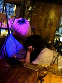 乖，老婆咱不鬧