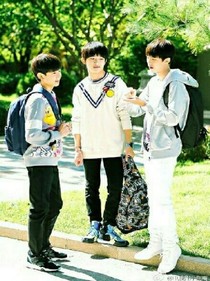 tfboys之三大千金。