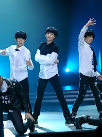 tfboys之四叶草项链