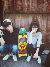 一个男孩和一个女孩