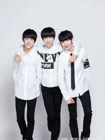 TFBOYS之逗逼4人组