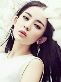 校花学霸，等我来追你。