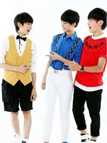 TFBOYS之皇家学校