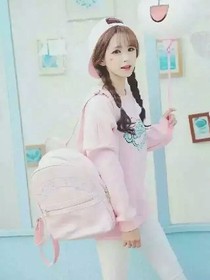 一个名叫苏林儿的中学生