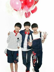 TFBOYS和他们的霸道娇妻