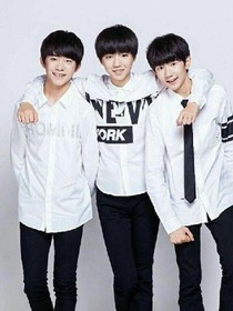 TFBOYS之流星雨下的女孩
