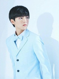 tfboys之霸道女总的男仆