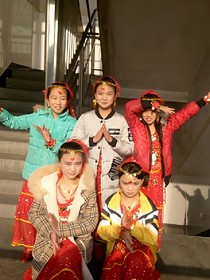M家族对战R家族