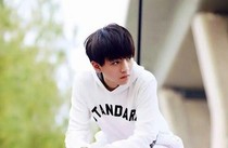 爱上tfboys之太累