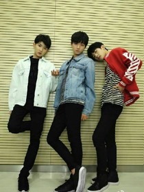 重生与TFBOYS纠缠不清