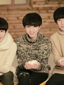 tfboys她們回來(lái)了