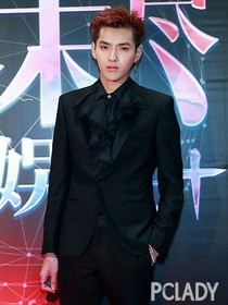 所以吴亦凡和女助理在一起了