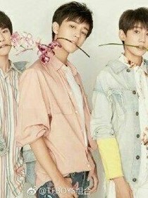 TFBOYS遇見陽光小學(xué)妹