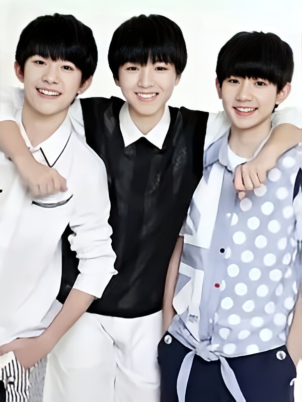 TFBOYS之复仇灯下
