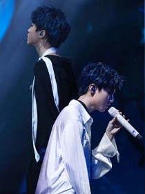 王俊凱:誰(shuí)動(dòng)我的小嬌妻~