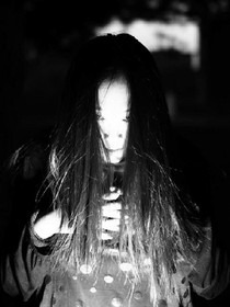 灵异女孩的灵异眼睛的故事
