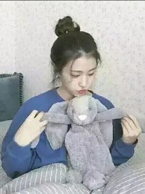 孩子气的大姐姐