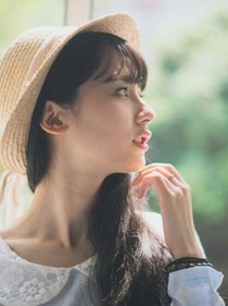 我們?nèi)唆~(yú)校花