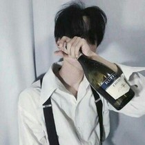 女王大人，请留下
