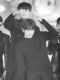 EXO：我等爱，等风来