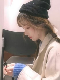 同桌，樱花香路旁的邂逅