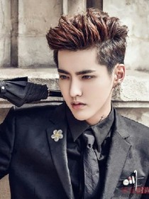 吴亦凡的小助理