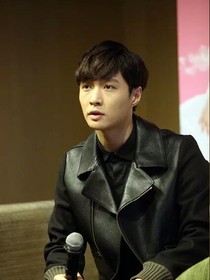 张艺兴，你爱我吗