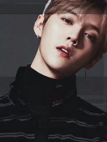 女王大人，你是我的。