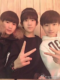 TFBOYS与她们的爱情