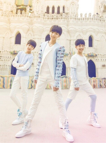 TFboys与妹妹的生活