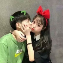 恶魔总裁轻轻吻