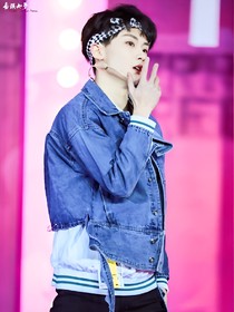 tf家族的团宠师妹