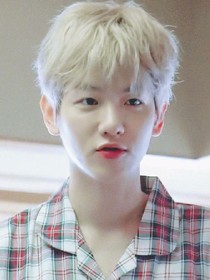 边伯贤：萌妻归来