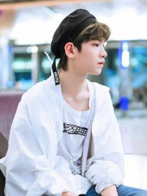 一見鐘情，黃明昊