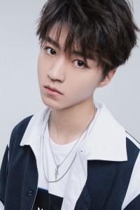 TFBOYS：明星大人恋爱吗？_d051