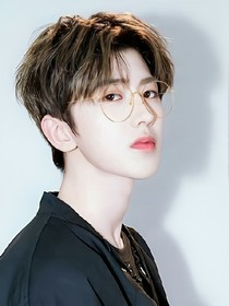 蔡徐坤的男朋友們