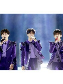 tfboys爱你好累！