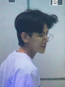 今天你脸红了吗.