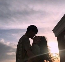 時(shí)光初始，我們初遇