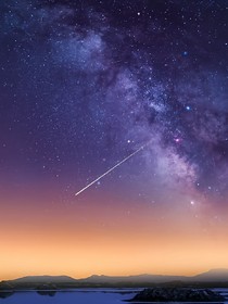 你的璀璨前途由我来守护的，你万丈光芒由我来保存。（刘志宏）