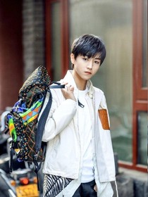 帅气的女子。