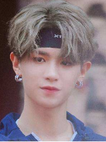 青梅竹马：黄明昊