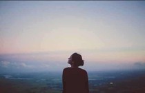 不負(fù)青春，因為有你