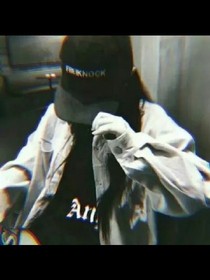 别人口中的一口一个疯子