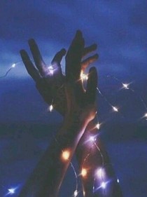 落花时节未逢君。