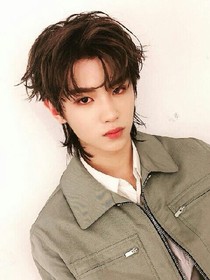 黃明昊，我累了，你放過我，好嗎