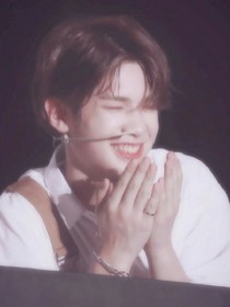 黃明昊，一見鐘情