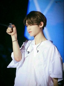 黃明昊:青梅