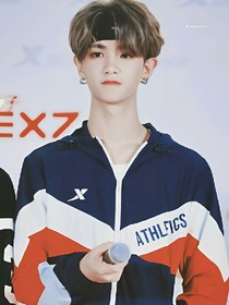 黄明昊:六月里的那个约定