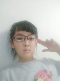 侦探的神秘故事。